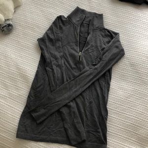 Lululemon quarter zip workout shirt